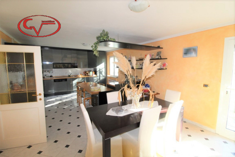 Immagine 32 di Villa in vendita  in via gori a Cavriglia