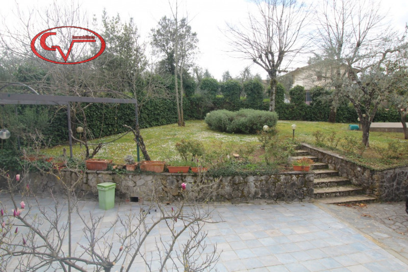 Immagine 45 di Villa in vendita  in via gori a Cavriglia