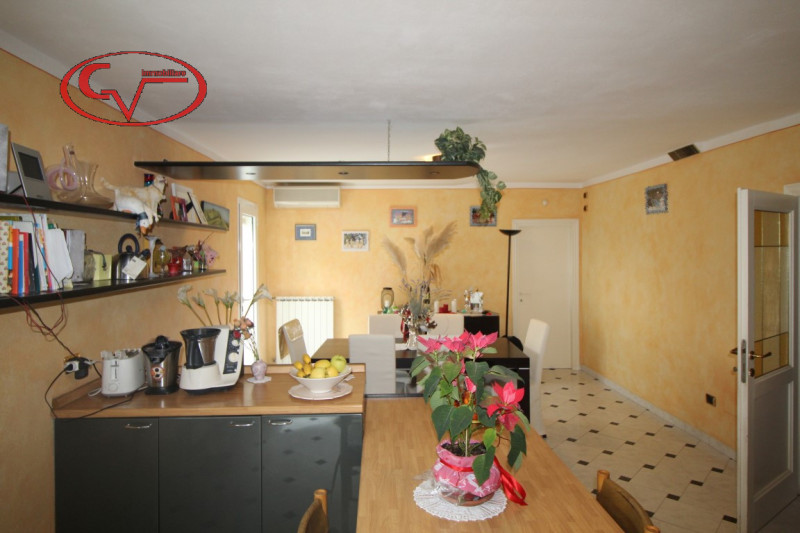 Immagine 59 di Villa in vendita  in via gori a Cavriglia