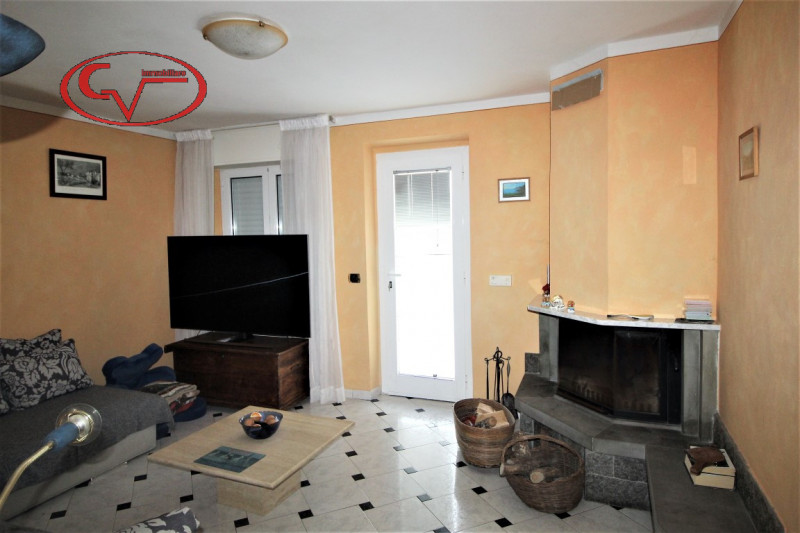 Immagine 61 di Villa in vendita  in via gori a Cavriglia