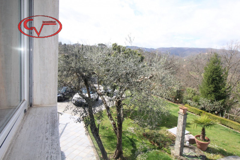 Immagine 71 di Villa in vendita  in via gori a Cavriglia