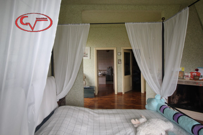 Immagine 78 di Villa in vendita  in via gori a Cavriglia