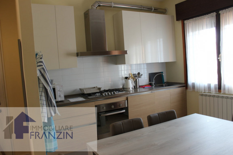 Immagine 5 di Camera in affitto  in via roma a Meolo