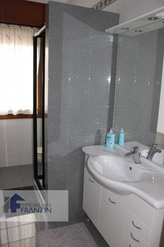 Immagine 20 di Camera in affitto  in via roma a Meolo