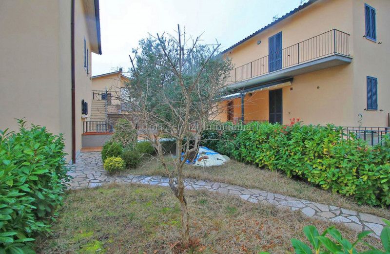 Immagine 3 di Appartamento in vendita  in via della rinascita a Rapolano Terme