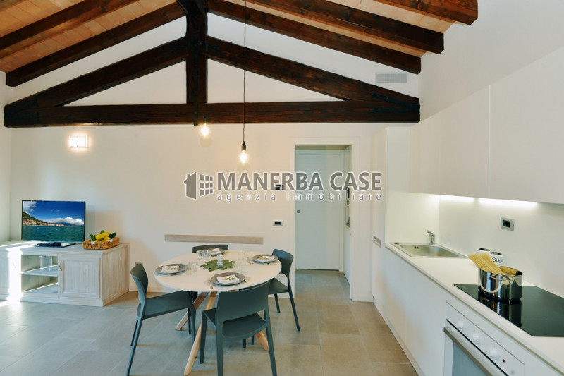 Immagine 6 di Appartamento in affitto  in lungolago zanardelli a Toscolano-Maderno