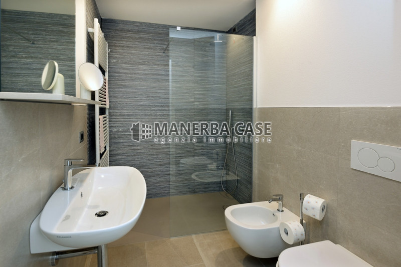 Immagine 7 di Appartamento in affitto  in lungolago zanardelli a Toscolano-Maderno