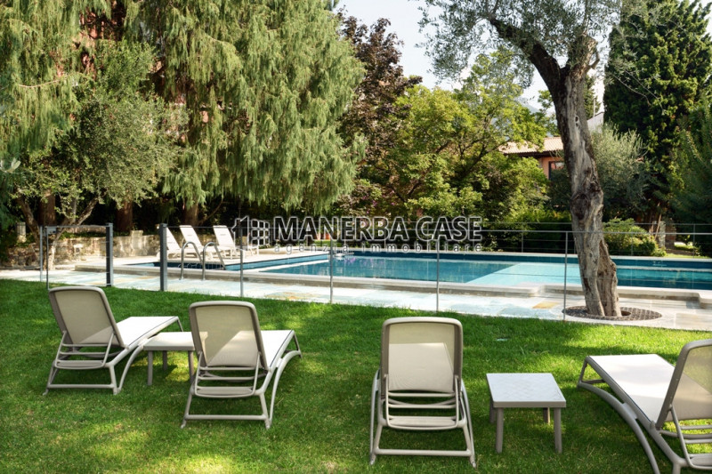 Immagine 15 di Appartamento in affitto  in lungolago zanardelli a Toscolano-Maderno