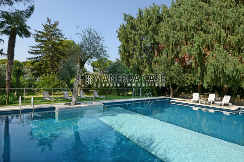 Immagine 16 di Appartamento in affitto  in lungolago zanardelli a Toscolano-Maderno