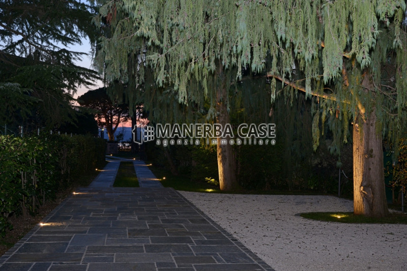 Immagine 22 di Appartamento in affitto  in lungolago zanardelli a Toscolano-Maderno