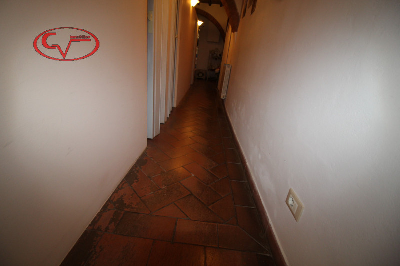 Immagine 9 di Negozio in vendita  in via castelguinelli a Figline E Incisa Valdarno