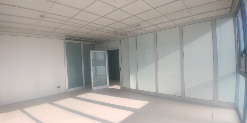 Immagine 4 di Ufficio in vendita  in VIA COPERNICO a Cinisello Balsamo