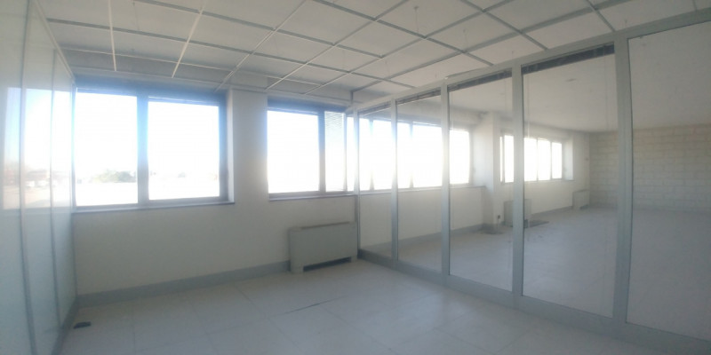 Immagine 16 di Ufficio in vendita  in VIA COPERNICO a Cinisello Balsamo