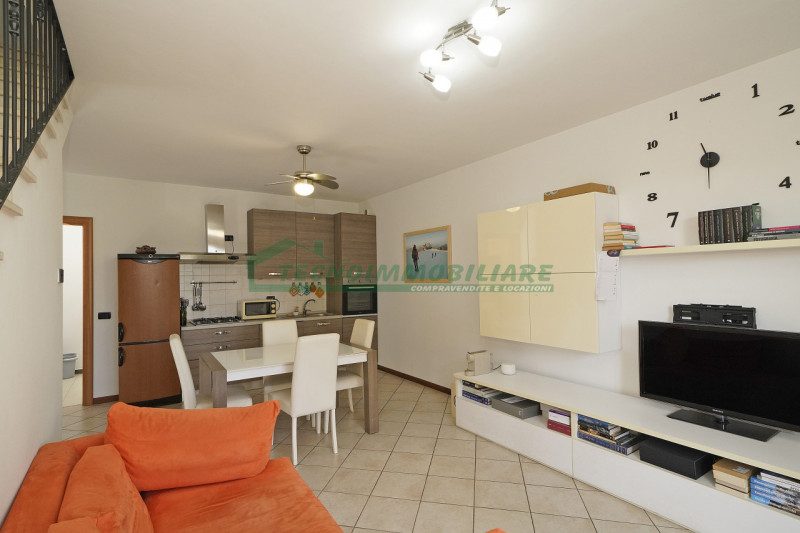 Immagine 10 di Villetta a schiera in vendita  a Gavardo