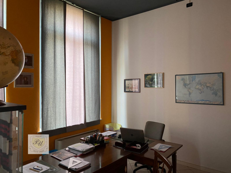 Immagine 3 di Ufficio in vendita  in Piazza Maggiore, 20 a Este