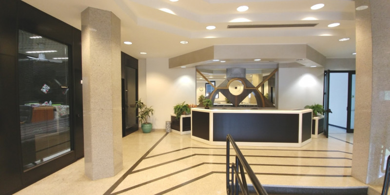 Immagine 2 di Palazzo in vendita  in VIA TOBAGI a Peschiera Borromeo