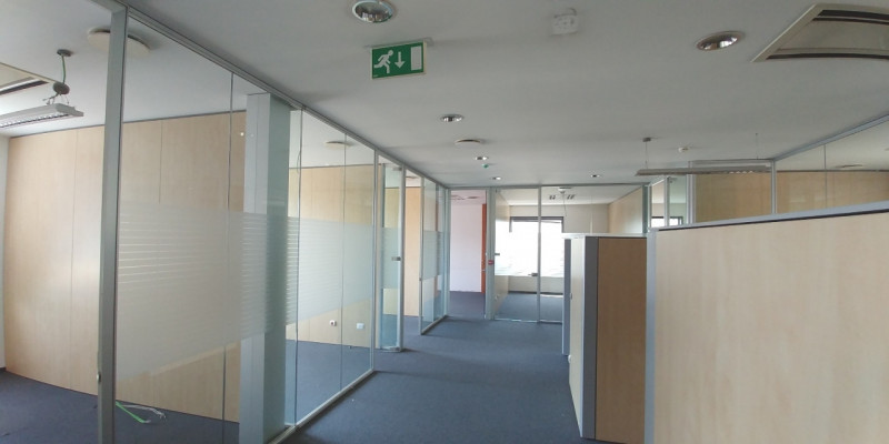 Immagine 8 di Palazzo in vendita  in VIA TOBAGI a Peschiera Borromeo