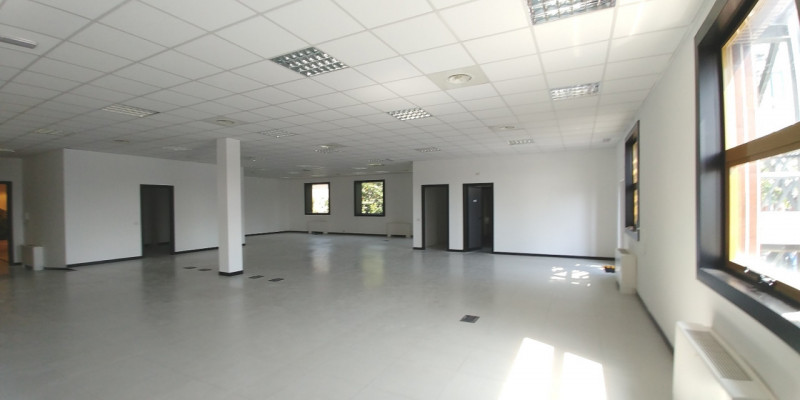 Immagine 22 di Palazzo in vendita  in VIA TOBAGI a Peschiera Borromeo