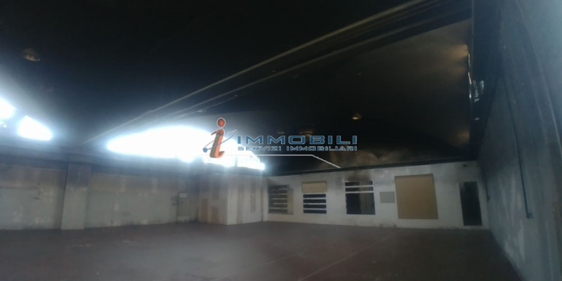 Immagine 6 di Capannone industriale in vendita  in VIA MILANO a Desio