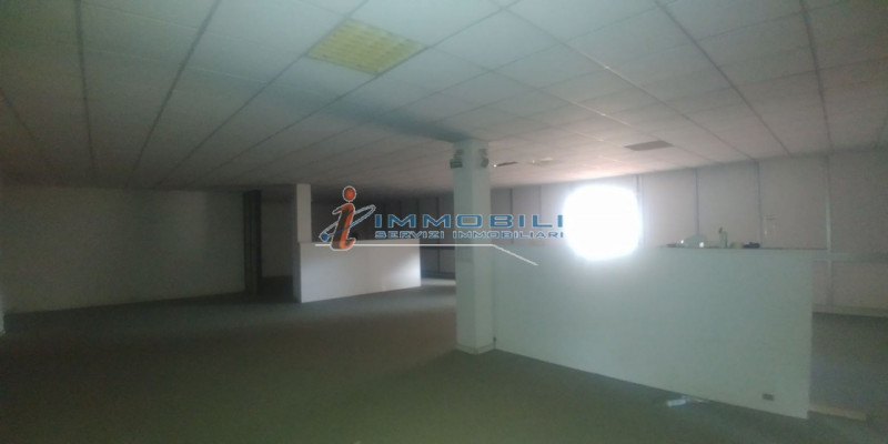 Immagine 16 di Capannone industriale in vendita  in VIA MILANO a Desio