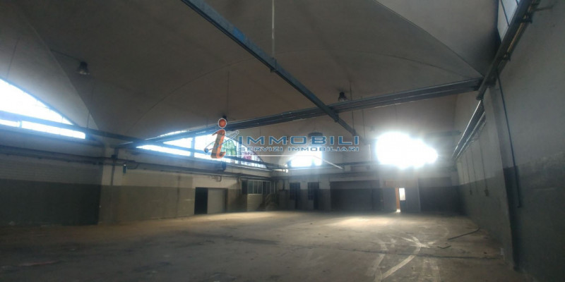 Immagine 21 di Capannone industriale in vendita  in VIA MILANO a Desio