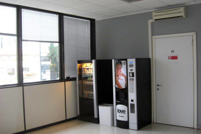 Immagine 7 di Ufficio in affitto  in VIA TOBAGI a Peschiera Borromeo