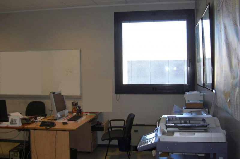 Immagine 21 di Ufficio in affitto  in VIA TOBAGI a Peschiera Borromeo