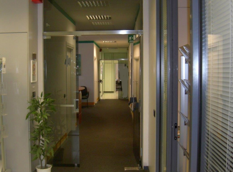 Immagine 23 di Ufficio in affitto  in VIA TOBAGI a Peschiera Borromeo