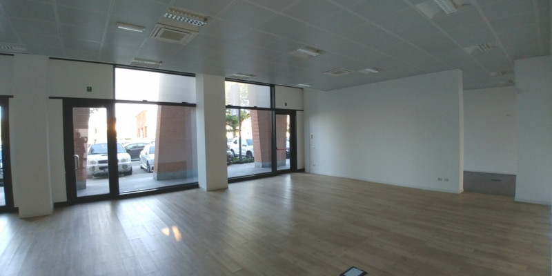 Immagine 13 di Ufficio in vendita  in VIALE DELL' ARTIGIANATO a Bernareggio