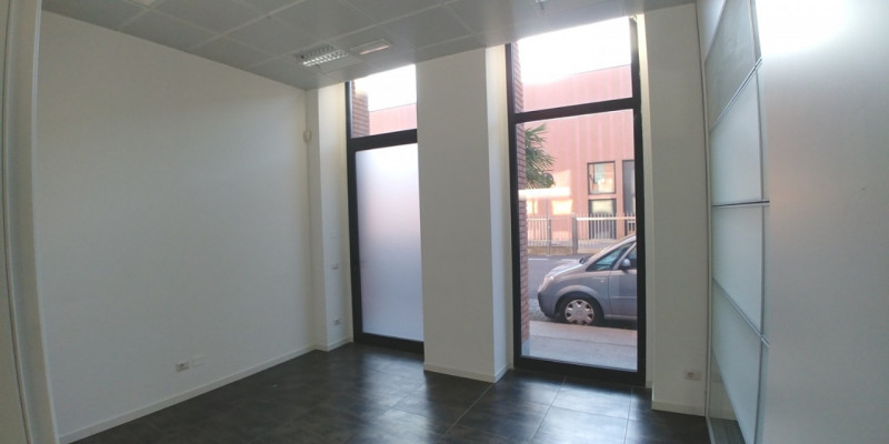Immagine 16 di Ufficio in vendita  in VIALE DELL' ARTIGIANATO a Bernareggio