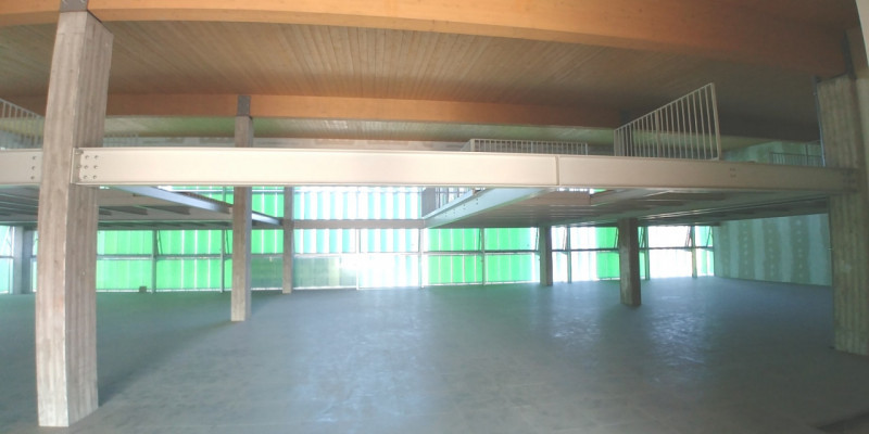 Immagine 8 di Attività commerciale in vendita  in VIA MAMELI a Vimercate