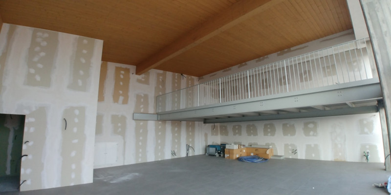 Immagine 11 di Attività commerciale in vendita  in VIA MAMELI a Vimercate