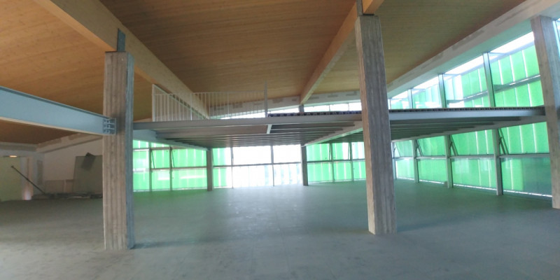 Immagine 14 di Attività commerciale in vendita  in VIA MAMELI a Vimercate