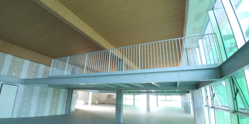 Immagine 22 di Attività commerciale in vendita  in VIA MAMELI a Vimercate