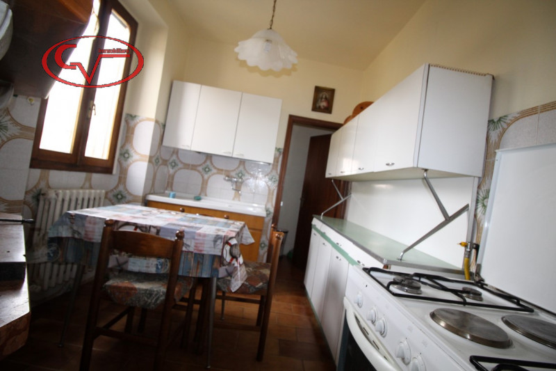 Immagine 4 di Palazzo in vendita  in mercatale valdarno a Montevarchi