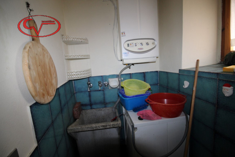 Immagine 5 di Palazzo in vendita  in mercatale valdarno a Montevarchi