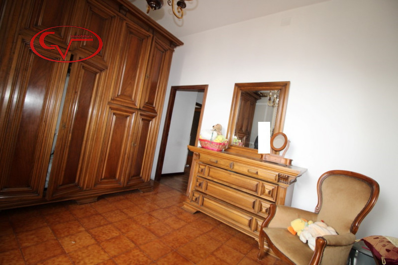 Immagine 14 di Palazzo in vendita  in mercatale valdarno a Montevarchi