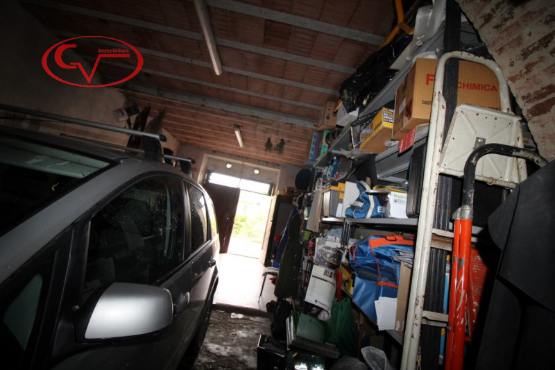 Immagine 23 di Palazzo in vendita  in mercatale valdarno a Montevarchi