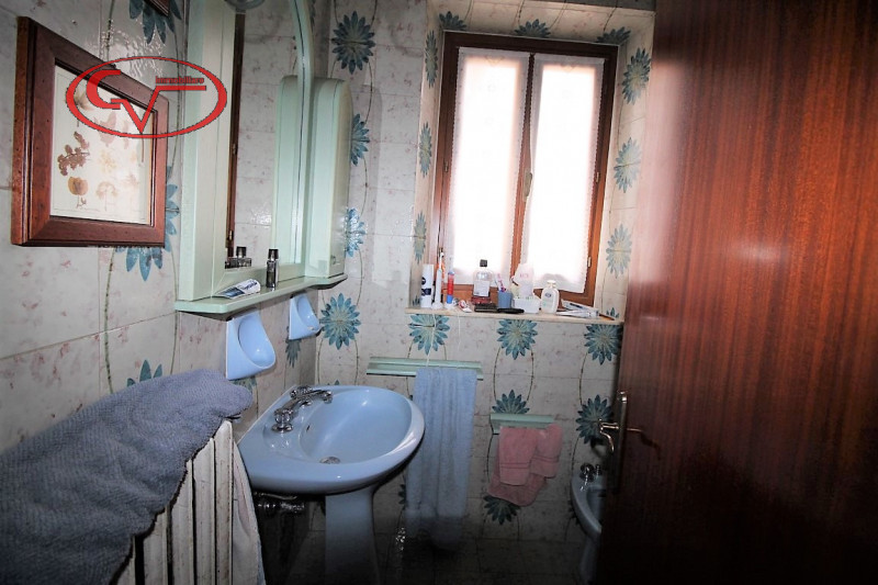 Immagine 25 di Palazzo in vendita  in mercatale valdarno a Montevarchi