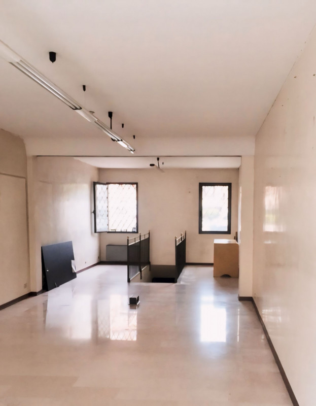 Immagine 5 di Negozio in affitto  in Via Brugnari a Castelfranco Veneto