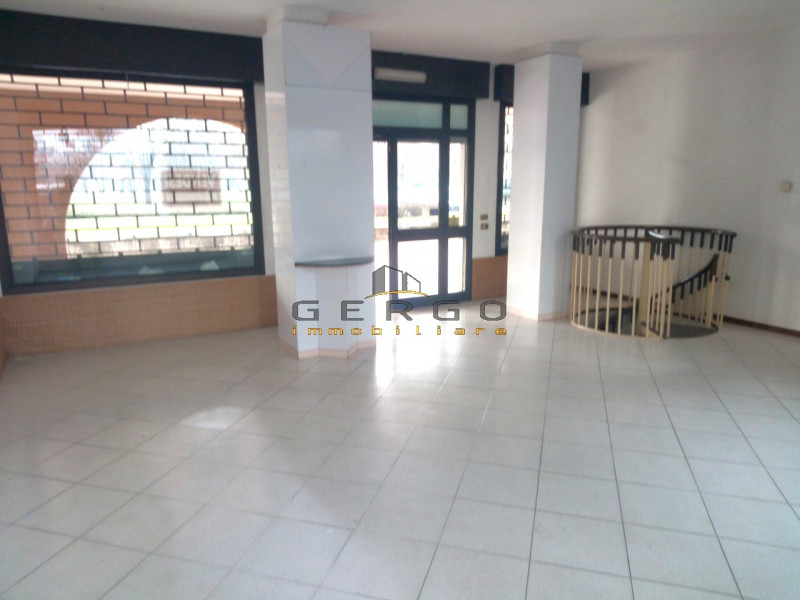 Immagine 3 di Negozio in vendita  in via M. della Salute a Padova