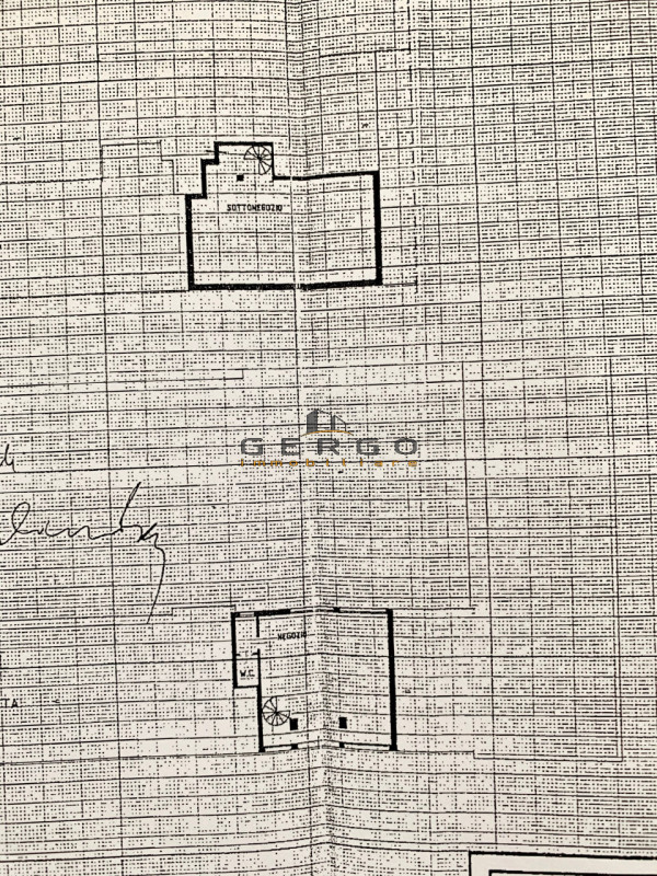 Immagine 11 di Negozio in vendita  in via M. della Salute a Padova