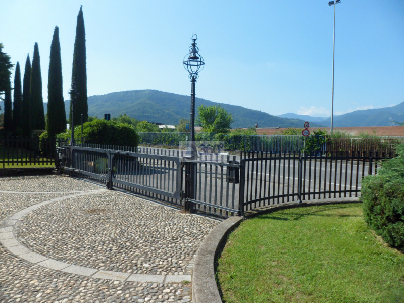 Immagine 3 di Casa indipendente in vendita  in Via Tito Speri a Corte Franca