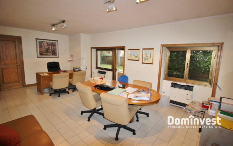 Immagine 6 di Ufficio in affitto  in Viale Cortina D'Ampezzo a Roma