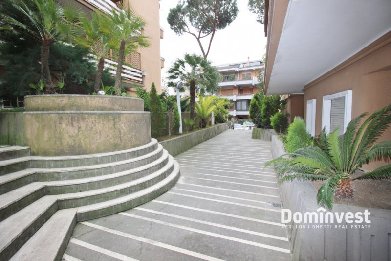 Immagine 11 di Ufficio in affitto  in Viale Cortina D'Ampezzo a Roma