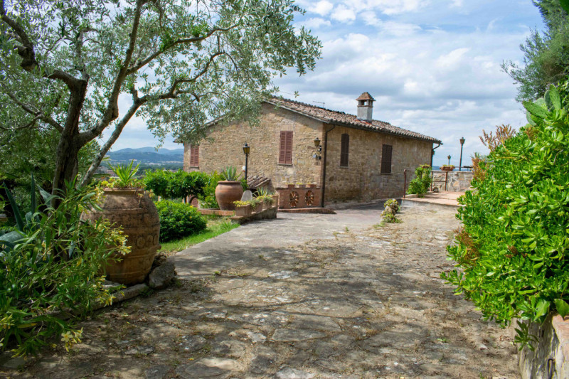 Immagine 1 di Rustico / casale in vendita  in via dell'acquedotto a Torgiano