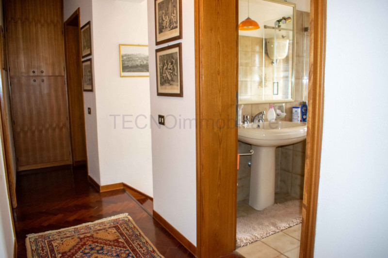 Immagine 18 di Rustico / casale in vendita  in via dell'acquedotto a Torgiano