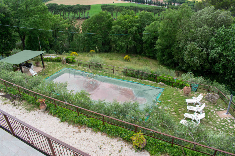 Immagine 52 di Rustico / casale in vendita  in via dell'acquedotto a Torgiano