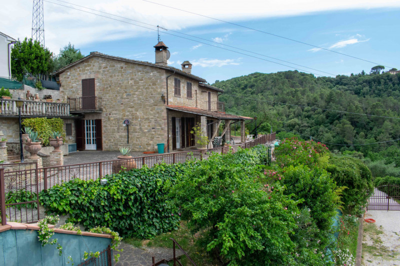 Immagine 54 di Rustico / casale in vendita  in via dell'acquedotto a Torgiano