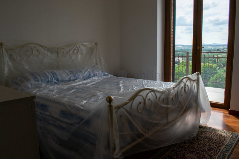 Immagine 69 di Rustico / casale in vendita  in via dell'acquedotto a Torgiano